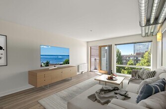 Studio 401 floor plan